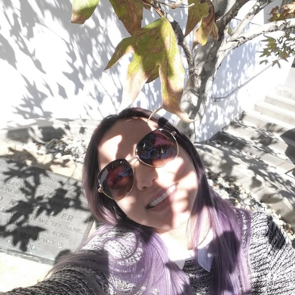 Meet your Posher, Michelle - Picture 1 of 1